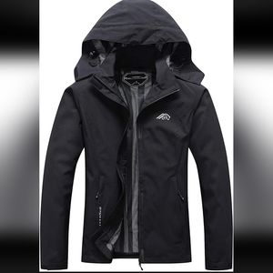 OTU Men's Lightweight Waterproof Hooded  Jacket - M